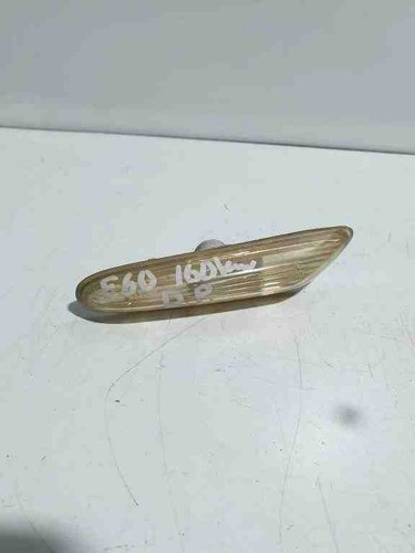 BMW 5 E60 Kotflügelblinker vorne rechts 6923920 63136923920 7165742 32262364