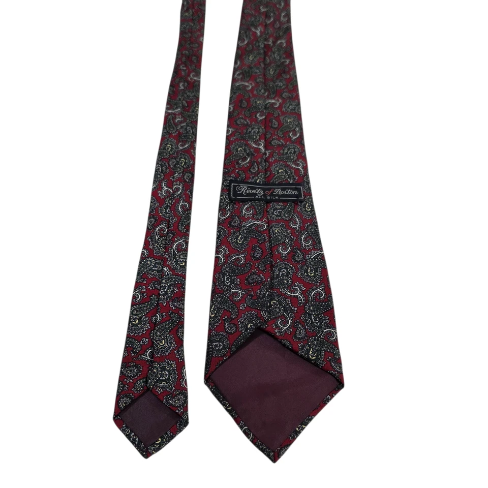 Corbata corta Rivetz Of Boston para hombre roja toda seda cachemira boho diseñador negocios Foto 4 de 4