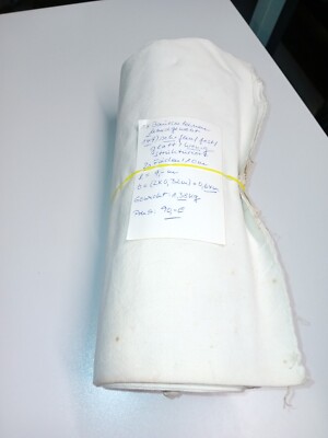 1 bale old. farm linen hand weight fine/firm/smooth/little str. Zett./9.00mx0.64m149