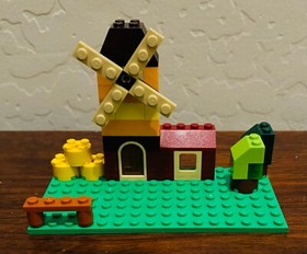 LEGO 10696 Classic Medium Creative Box Complete With  Alot Of Extra Pieces