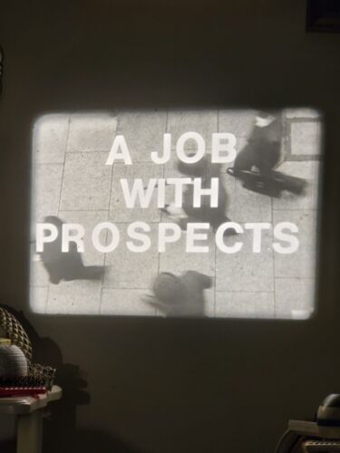 16mm Film A Job With Prospects Ford Motor Company - Afbeelding 1 van 24
