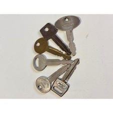 Vintage Ford Keys Lot Of 6 Family Of Fine Cars Inc H51 Original Auto Keys