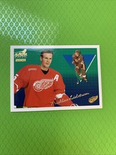 2000-01 Pacific Aurora - Nicklas Lidstrom #50 Detroit Red Wings