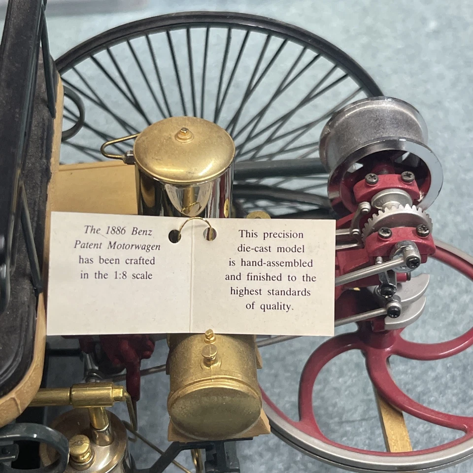 Franklin Mint 1886 Benz Patent Motorwagen 1:8 Diecast Car The First Automobile - Image 2 of 4