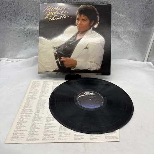 Michael Jackson  Thriller 33 RPM  12" LP Vintage Vinyl Record Epic