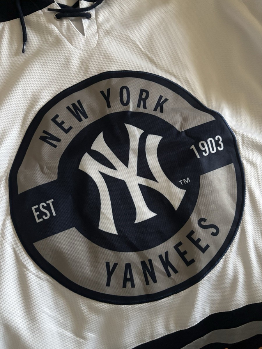 2026 NEW YORK YANKEES White Hockey Jersey Size XL SGA 4/17/2026