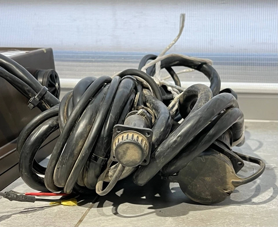 John Deere Computer Trak 350 Planter Monitor with Harness Cables - Image 3 of 4