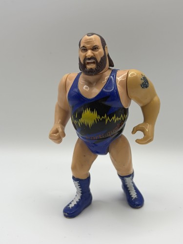 WWF Hasbro Earthquake Vintage Wrestling Figure...