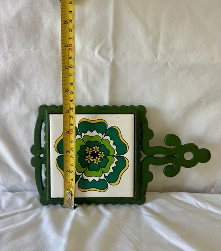 Vintage 70s Groovy Flower Power Metal Trivet image 5