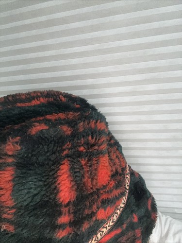 Red Black Tartan Plaid Faux Fur Hat Size XL Cosplay 60’s-70’s Hippy Boho - Picture 9 of 13