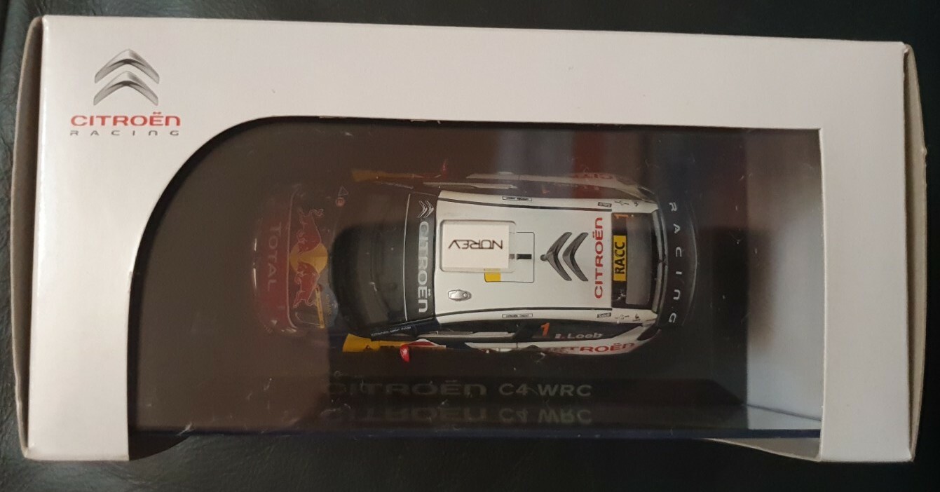 Picture 1 of 4