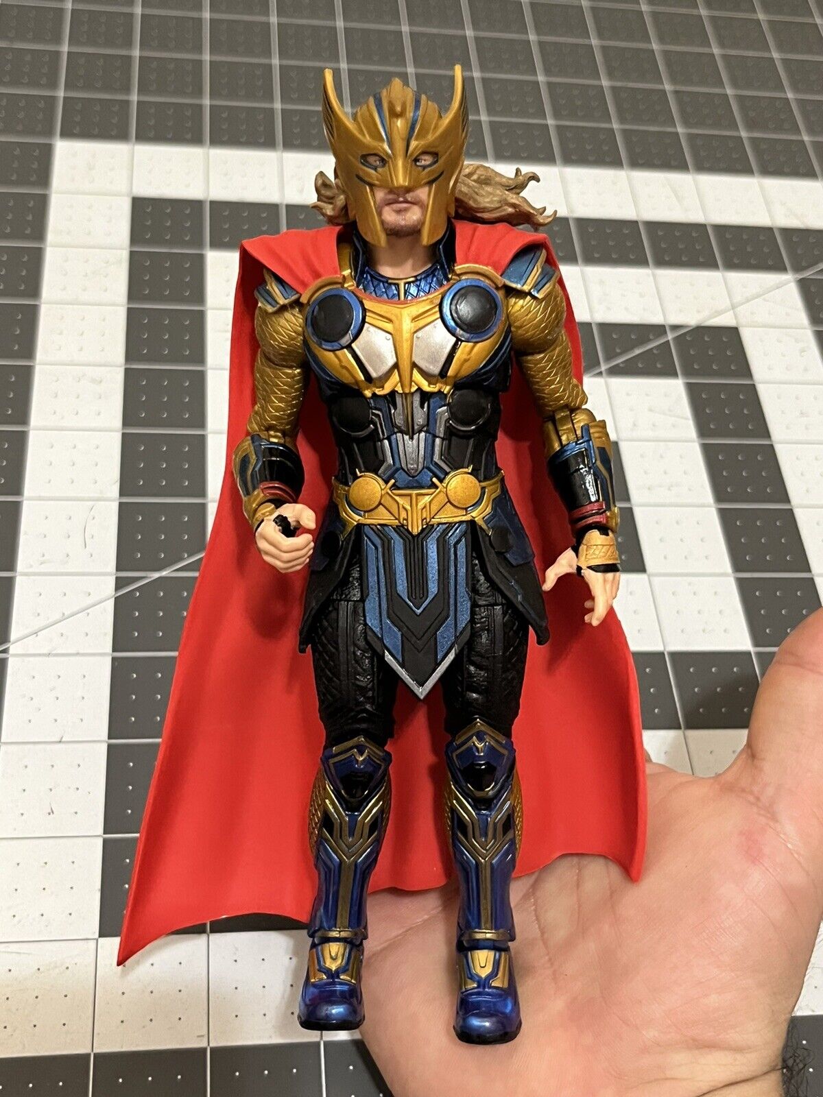  Marvel Legends Series Thor: Love and Thunder Thor Action Figure  6-inch Collectible Toy, 3 Accessories : Toys & Games