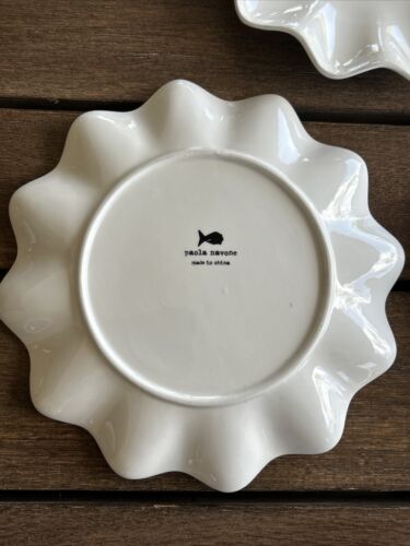 3 CRATE & BARREL PAOLA NAVONE MALLORCA Ruffle edged Salad dessert Plates 9.5" - Picture 4 of 5