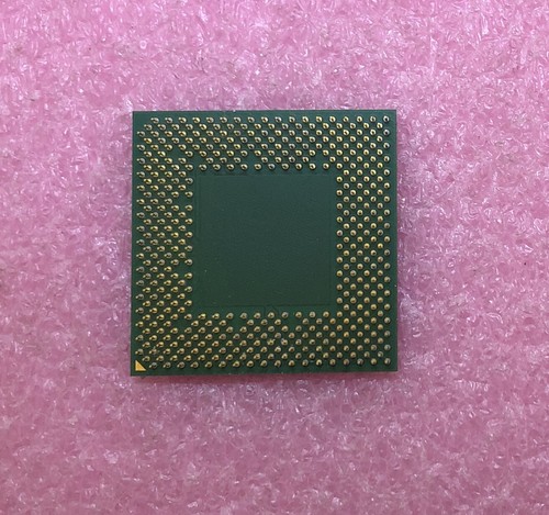 AMD SEMPRON 2200+ - SDA2200DUT3D - SOCKET A/462 - 1.5 GHZ CPU - 333MHZ BUS - Picture 2 of 2