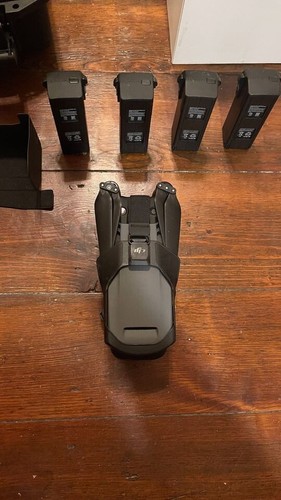 DJI Mavic 3 Camera Drone (w/All Accessories: 4 Batteries, Lenses, Case and More) - Picture 7 of 17