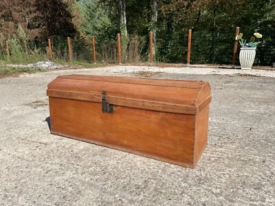 Coffre ou Malle en pin de rangement 104 x 33 x 41 cm - Photo 1/4