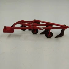 Ertl International Harvester 3-Bottom Plow Red Metal 1:16 Scale 1968 Vintage USA