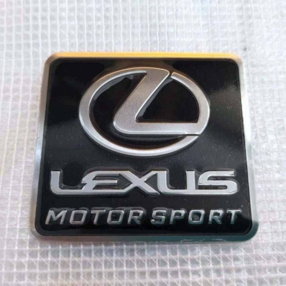 [Nuovo] Distintivo piastra nera emblema LEXUS con nastro - Immagine 2 di 2