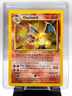 Pokémon TCG Charizard Holo Rare #4/102 Base Set Unlimited WOTC 1999
