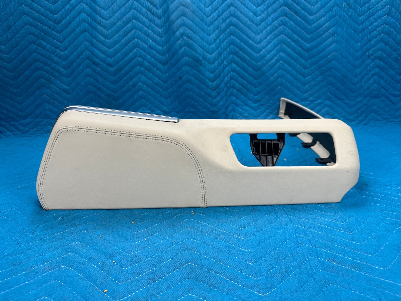 Bentley Flying Spur Front Passenger Seat Lower Trim Panel Cover Ivory 08-12 OEM