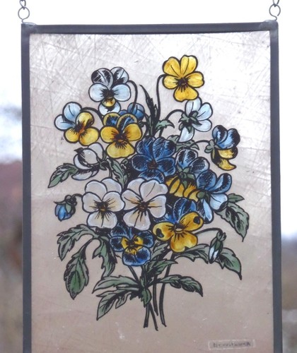 Bleiverglasung Fensterbild Bernhardt Glasmalerei "Strauß mit Stiefmütterchen"    - Bild 4 von 8