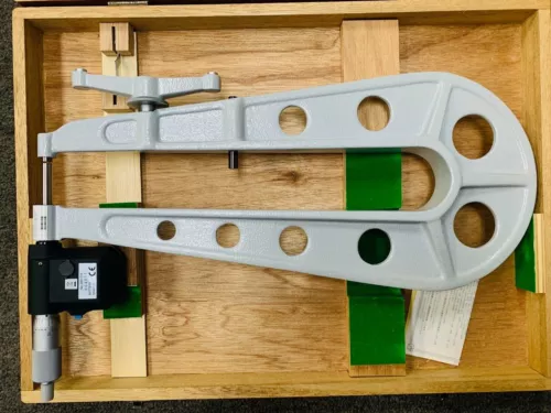 Mitutoyo Digimatic Micrometer 389-713 0-1" 0.001mm 00005" (Cal Date 1/27/19) 
