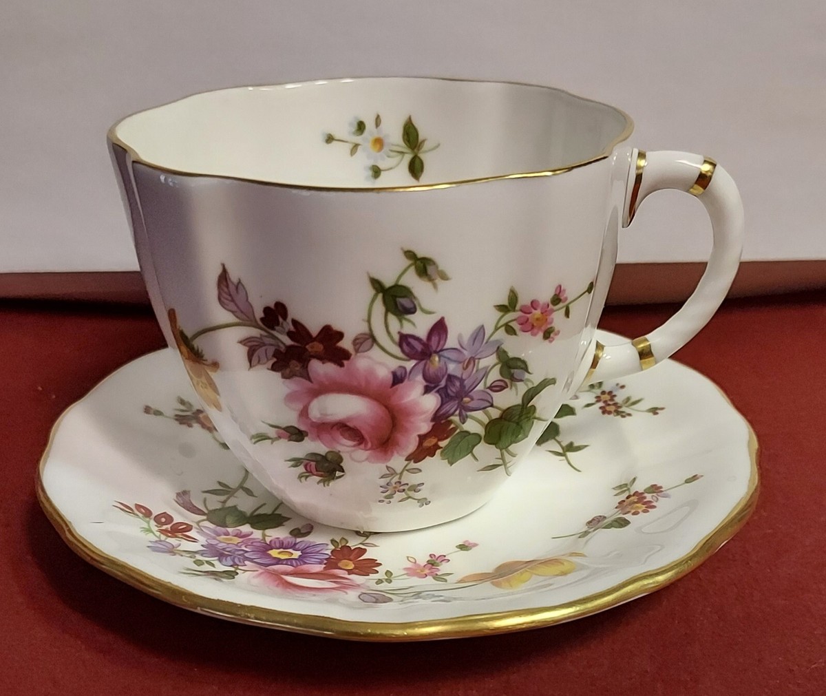 Royal Crown Derby Poises XLIII English Bone China Tea Cup & Saucer