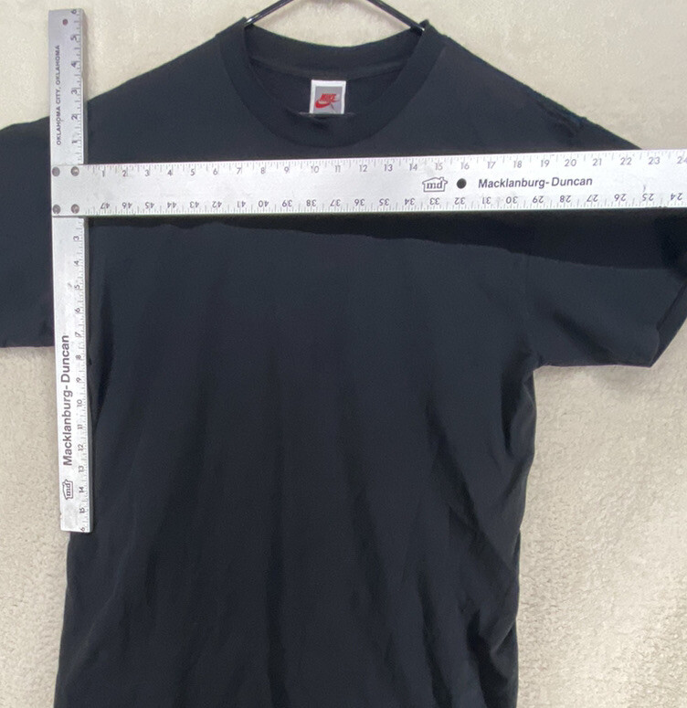 Vintage Nike 90's Made In USA Tee Shirt t-shirt Black 1990's RN