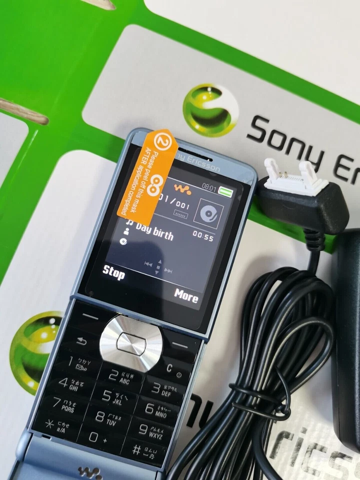 Sony Ericsson w350i Blue Walkman mobile phone Original Unlocked cell phone - Image 3 of 4