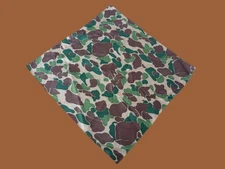 VINTAGE NEW OLD STOCK WOODLAND WWII MARINE CORPS CAMOUFLAGE BANDANA USA MADE