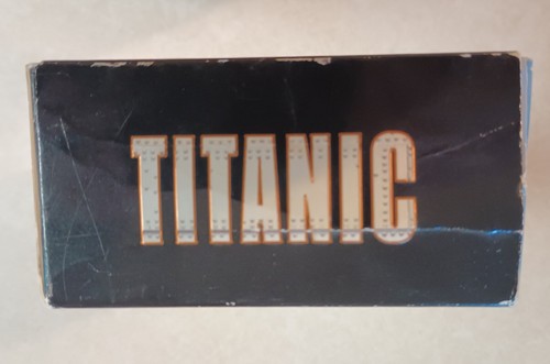Titanic VHS - Picture 6 of 12