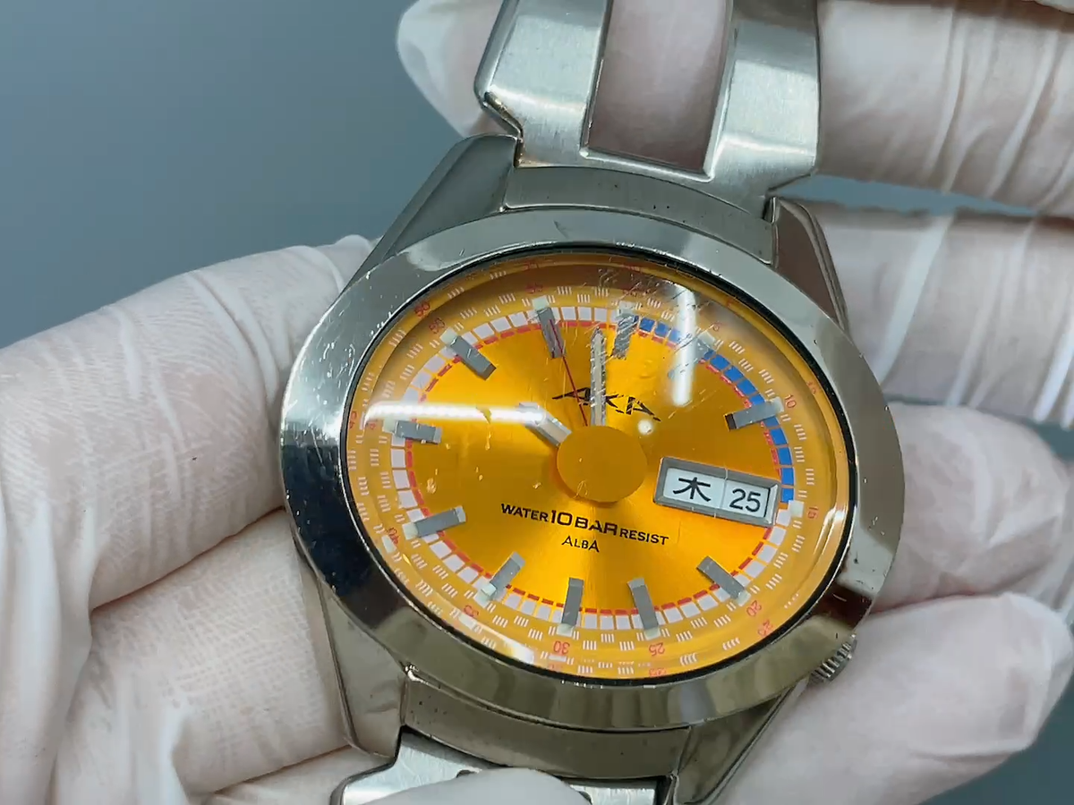 KANJI [Exc+4 w/Box] Seiko ALBA AKA V743-5A10 Day/Date Orange Dial
