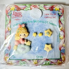 Vintage PRECIOUS MOMENTS Lapel Pin Earrings Set Christmas 1997 Star Holiday NEW