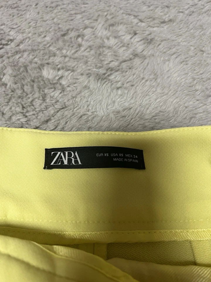 Pantalones Cortos Mujer Zara Talla XS Cintura Alta Preppy Amarillo Primavera Verano  Foto 3 de 3