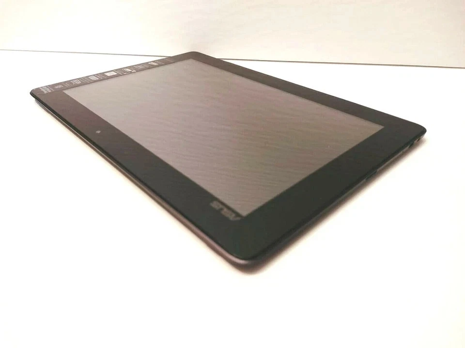 *WORKS BUT GREEN LINE* ASUS TRANSFORMER PAD TF700T WIFI 10.1" TABLET TAB ANDROID - Image 3 of 4