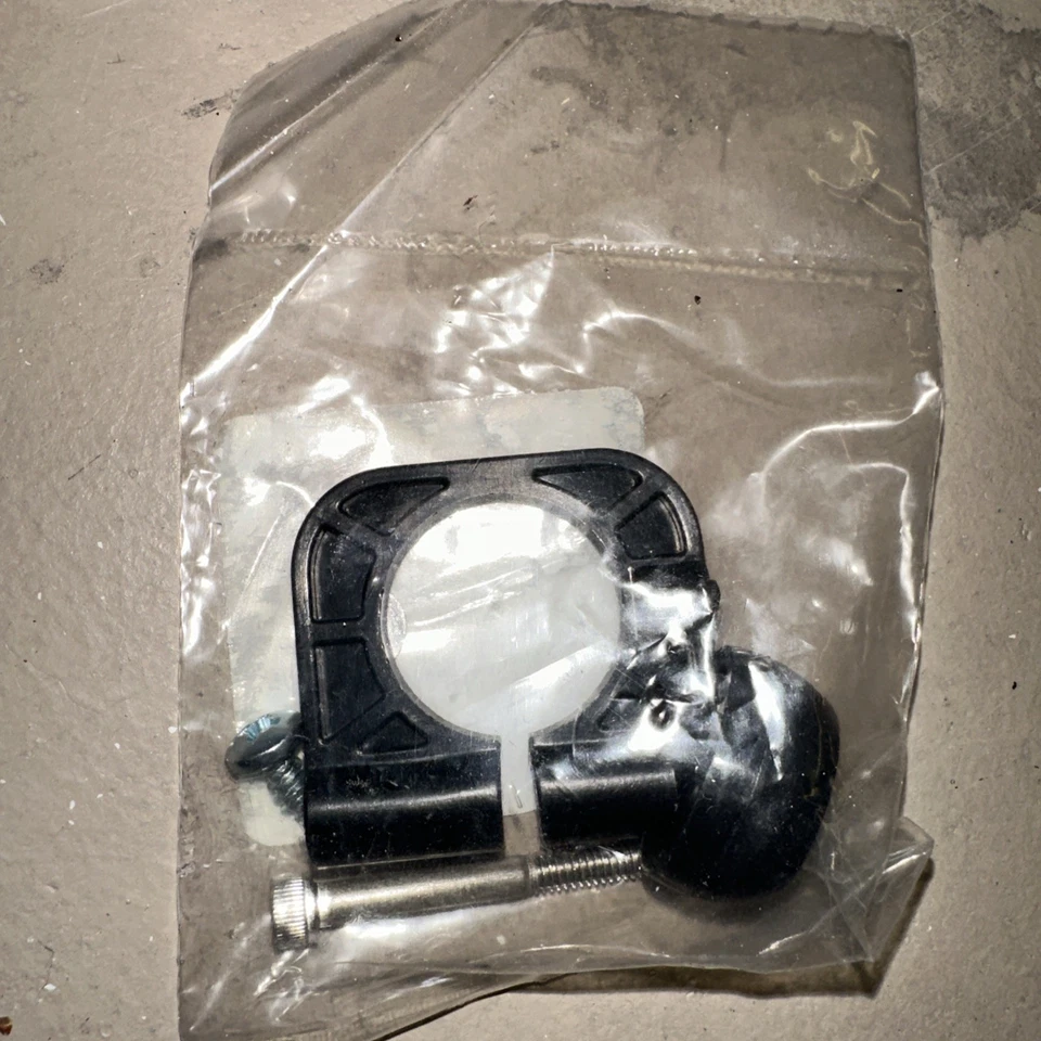 Sick MB-BS18MM Bracket 18mm Ball Swivel Bracket - Image 2 of 2