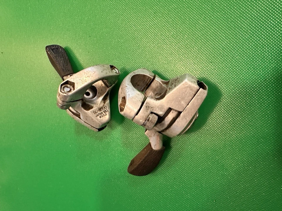 Vintage Shimano Thumb Shifters SL-M700 Shift Levers DeerHead 22.2 Klunker - Image 4 of 4