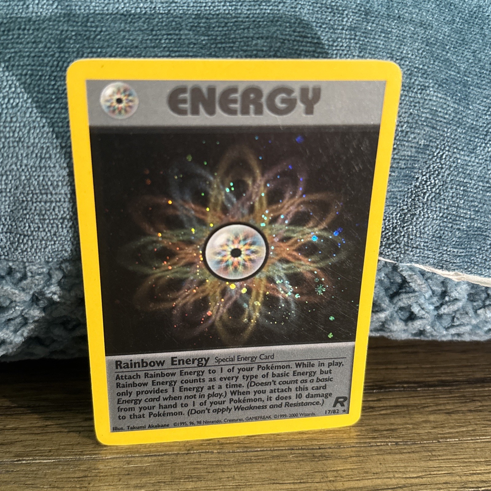 Rainbow Energy Holo 17/82 - Team Rocket Set - Vintage  - Pokemon TCG - Swirl 🌀