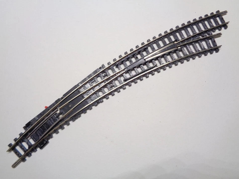 MINITRIX 14983 / 4983 Bogenweiche R 30° R3/R4 (14364)