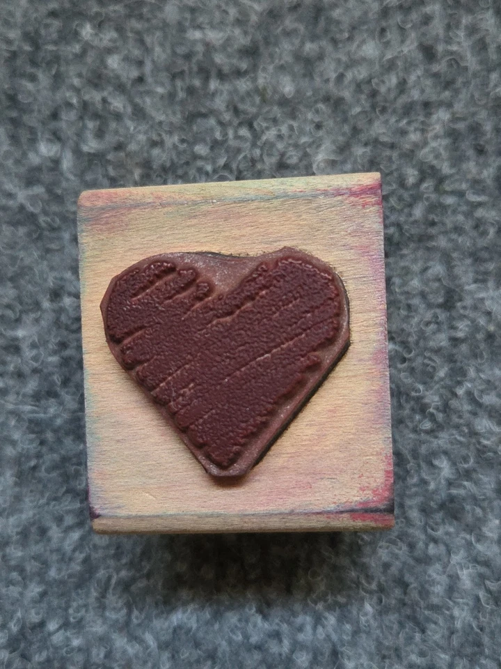 All Night Media Scribble Heart rubber stamp 400D 1990 - Image 4 of 4