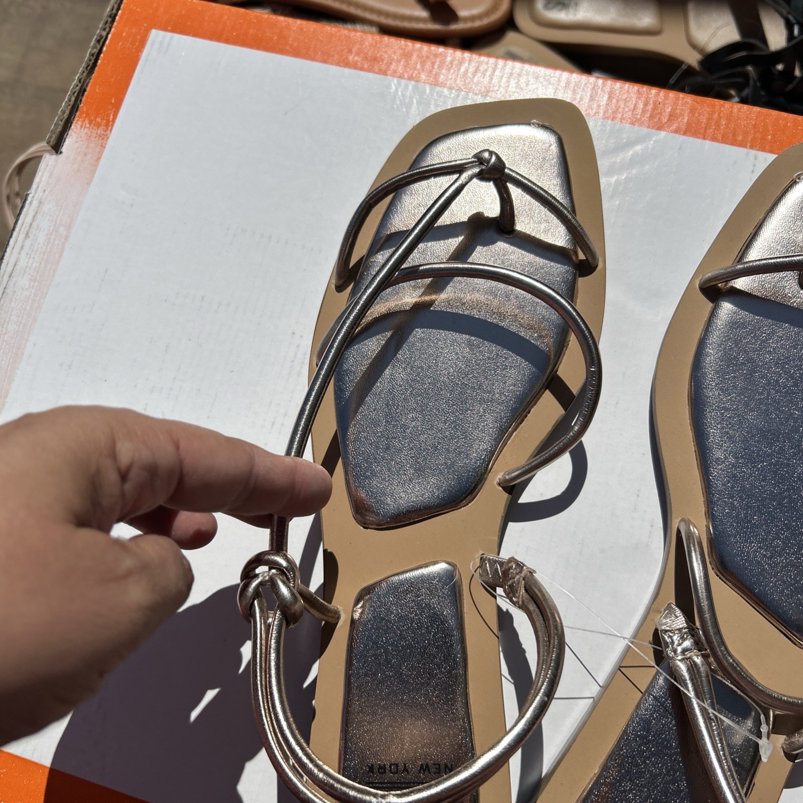 APL Sandali Sw New York