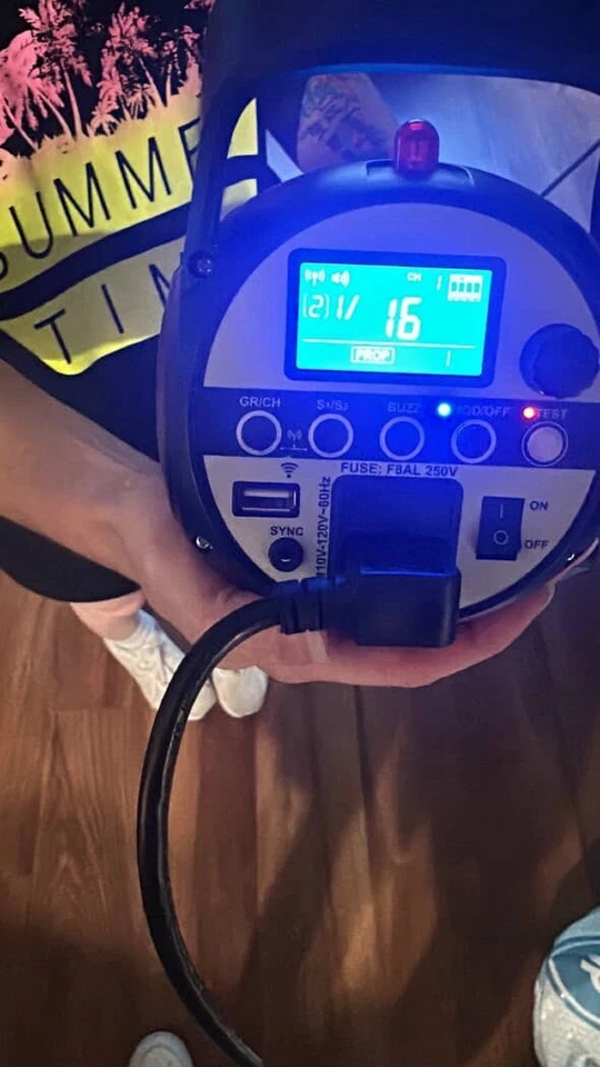 SK400II-V 400Ws Godox闪光灯LED — 第 4/4 张图片