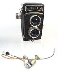 Ricohflex Camera with Riken Lens 8cm 3.5 / Untested