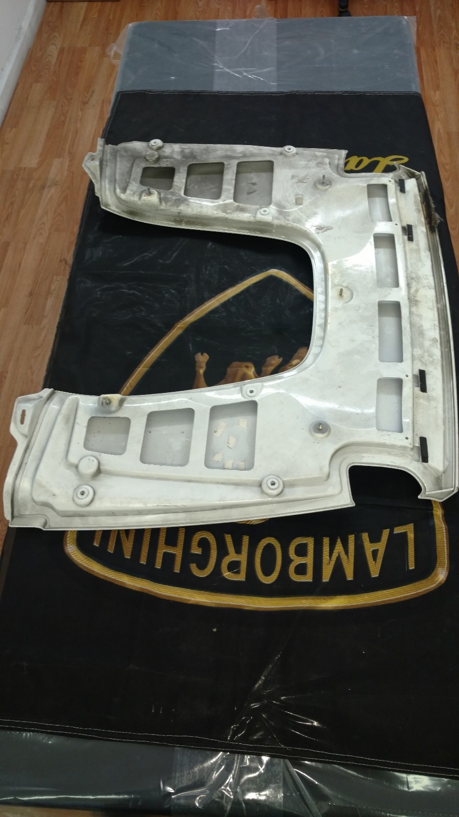 MCLAREN MP4-12C REAR BONNET DECK LID PANEL OEM 11A0375CP 