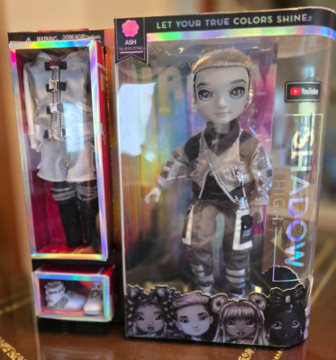 Shadow High Series 1 Ash Silverstone Greyscale Boy Fashion Doll New