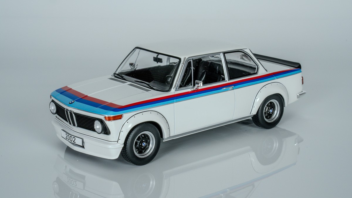 MCG - 1:18 BMW 2002 Turbo White 1973 Diecast Model | eBay UK