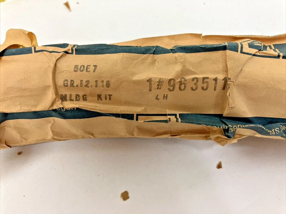 Nuevo OEM LH rueda trasera pozo embellecedor 9635115 1978-87 GMC Cabellero/Malibu Wagon (SR53 Foto 2 de 4