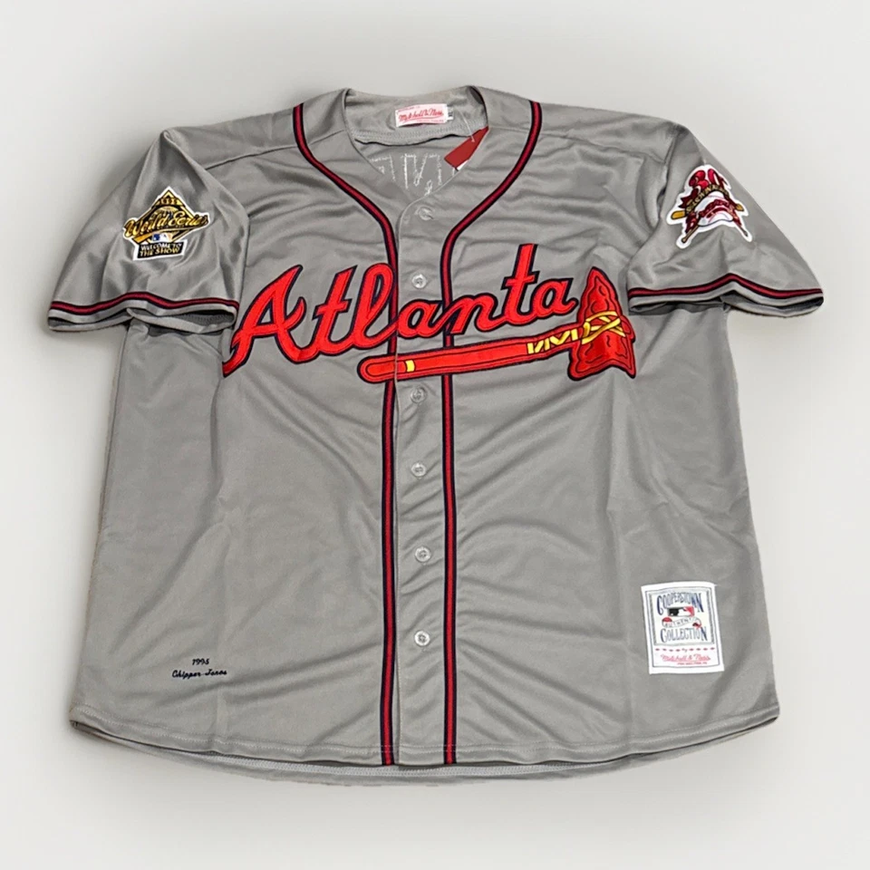 Chipper Jones Atlanta Braves Jersey Men’s XL NWT 1995 Road Gray Retro Throwback - Image 2 of 4