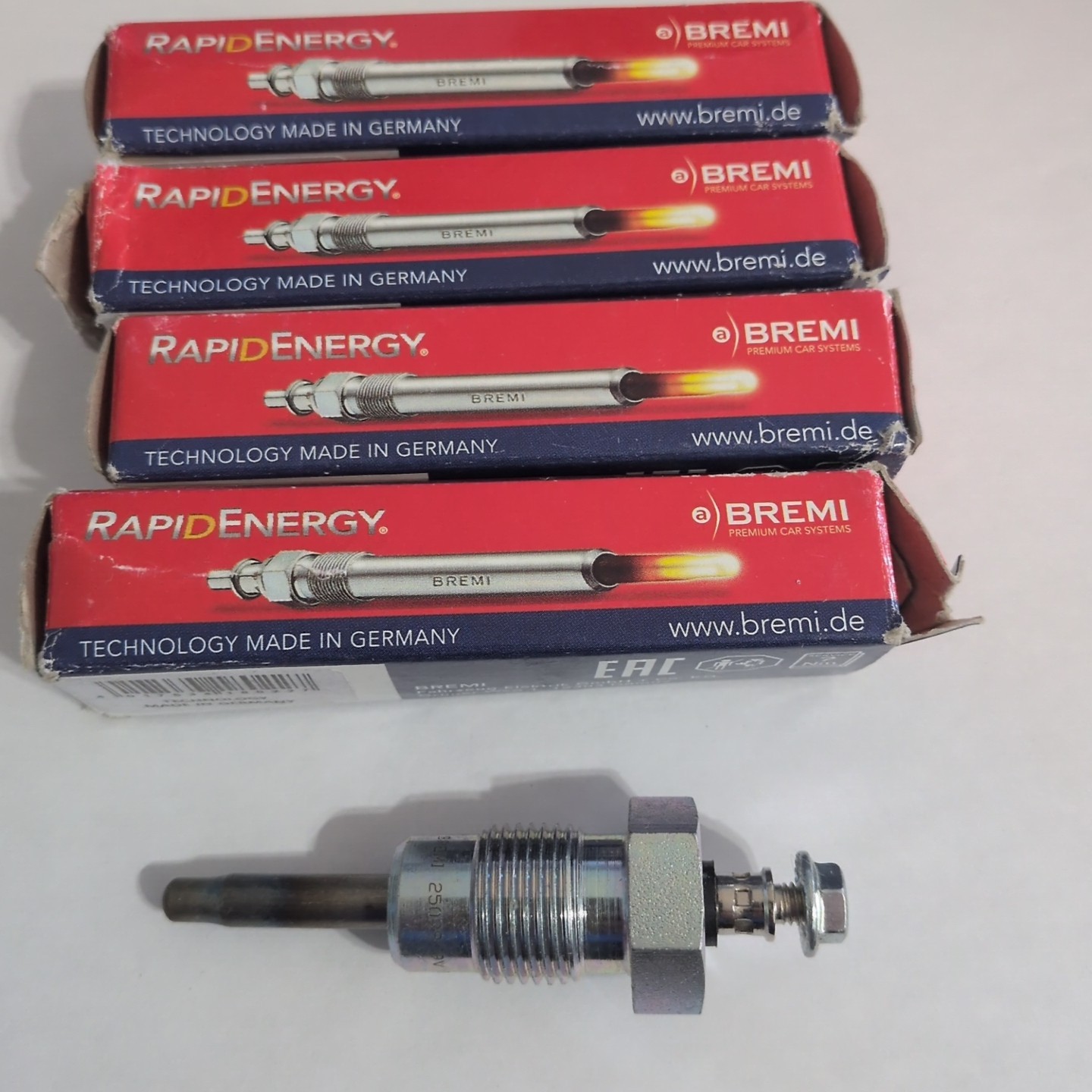 Set Of 4 Bremi Glow Plugs For Mercedes  220D 240D