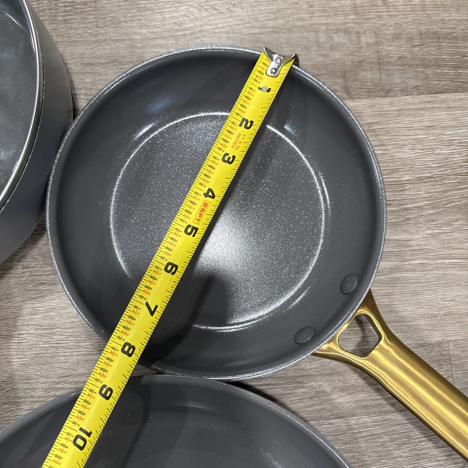 6 Pieces Set   Nonstick Navy Black & Gold (A) In Great Condition - Image 4 of 4